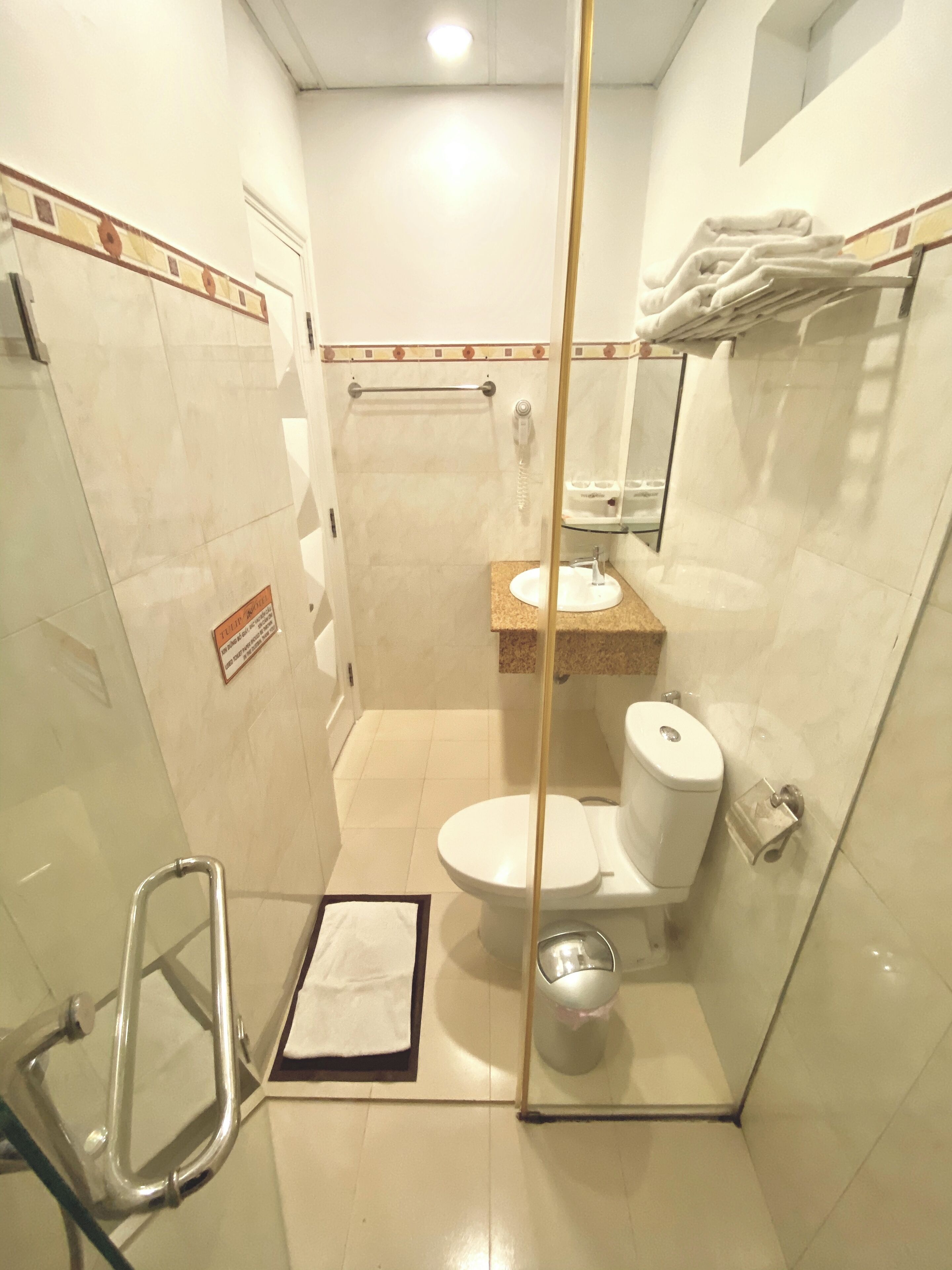 shower, free toiletries, hair dryer, slippers