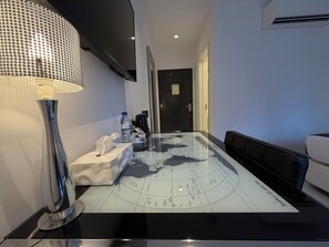 Suite Villa | Minibar, coffre-fort, bureau, système d’insonorisation