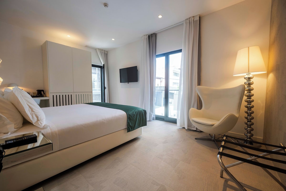 Suite Terrace | Minibar, Zimmersafe, Schreibtisch, schallisolierte Zimmer