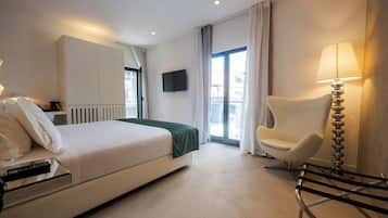 Suite Terrace | Minibar, coffres-forts dans les chambres, bureau, chambres insonorisées