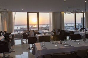 Breakfast, lunch and dinner served