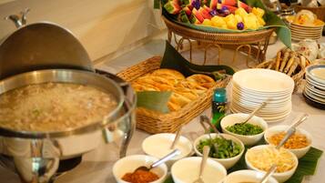 Morgunverðarhlaðborð