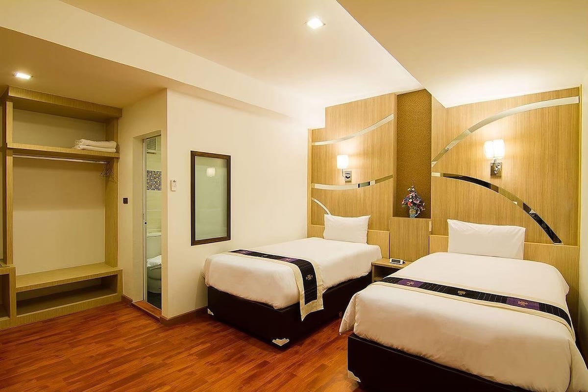 Standard Twin Room