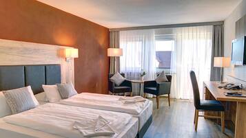 Comfort-Doppelzimmer, 1 Schlafzimmer | Minibar, Schreibtisch, Bügeleisen/Bügelbrett, kostenloses WLAN