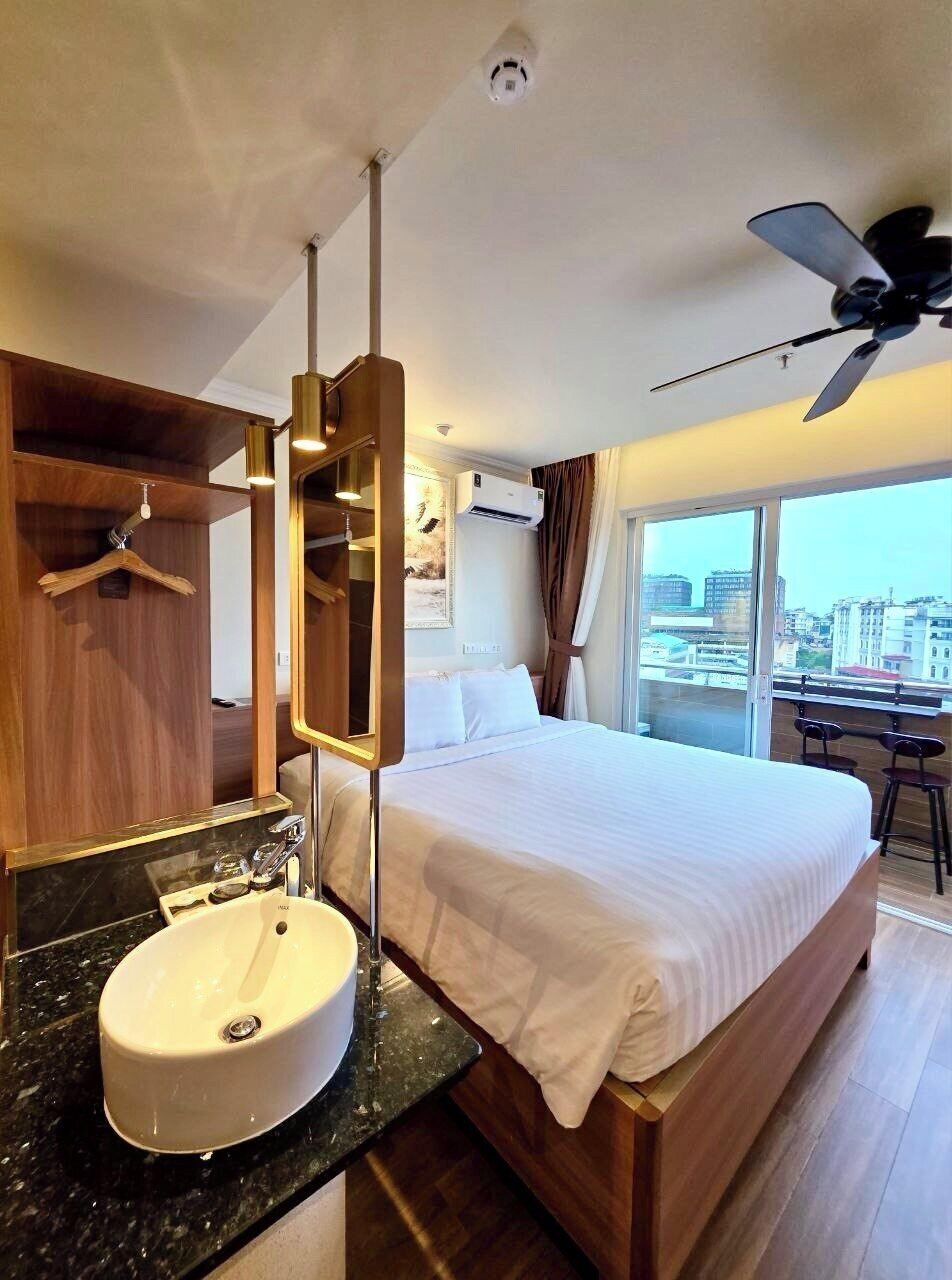 panoramic double room | minibar, in-room safe, desk, blackout curtains