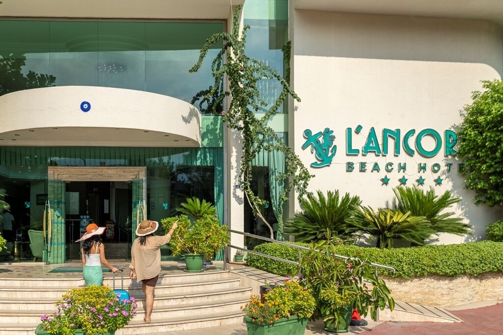Photo - L'ancora Beach Hotel