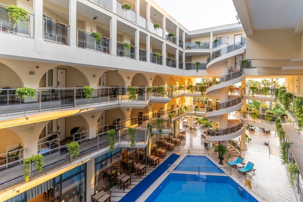 Photo - L'ancora Beach Hotel