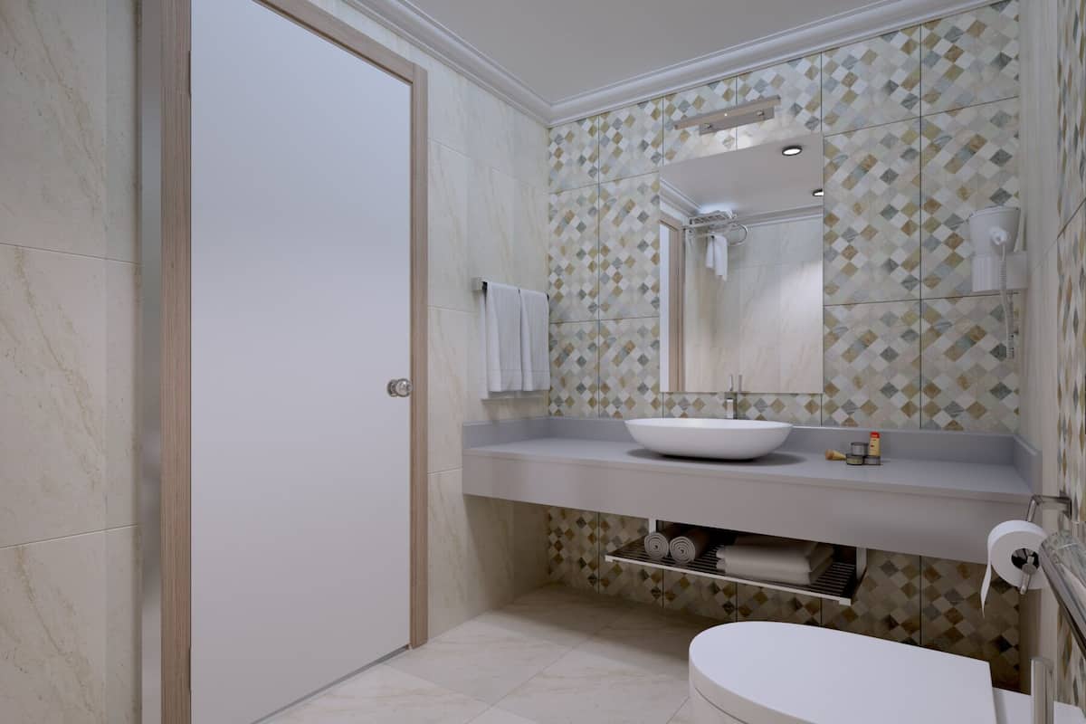 Bathroom | Hair dryer, towels