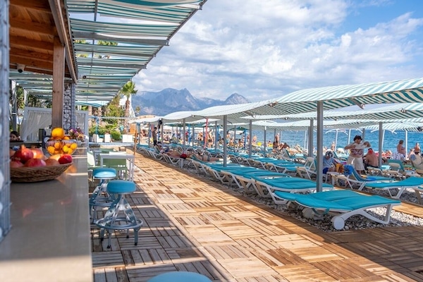 Beach bar