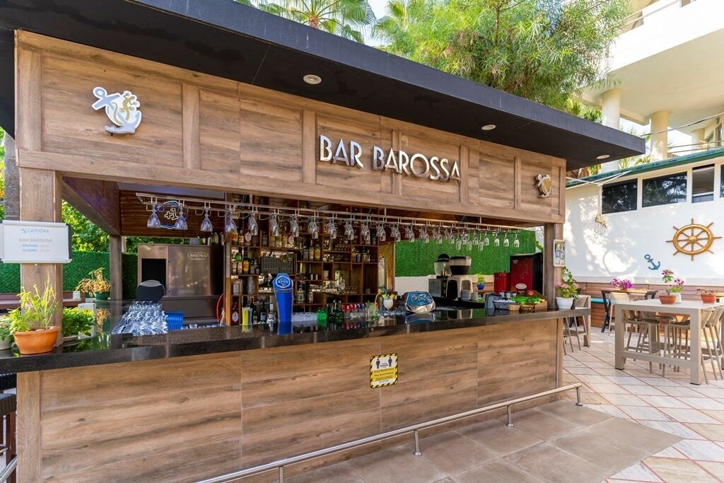 Photo - L'ancora Beach Hotel