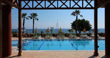 Valeri Beach Hotel