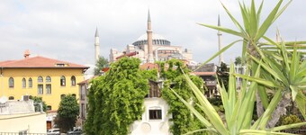 Istanbul Hanedan Hotel