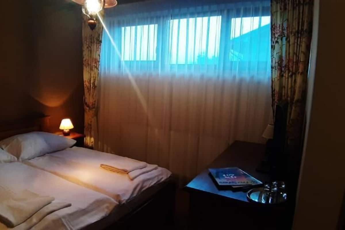 1 habitación, minibar, caja de seguridad en la habitación y escritorio