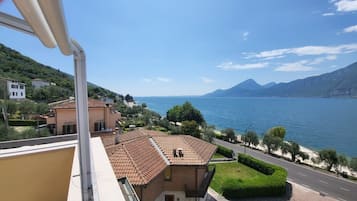 Appartamento, 3 camere da letto, 2 bagni | Vista lago