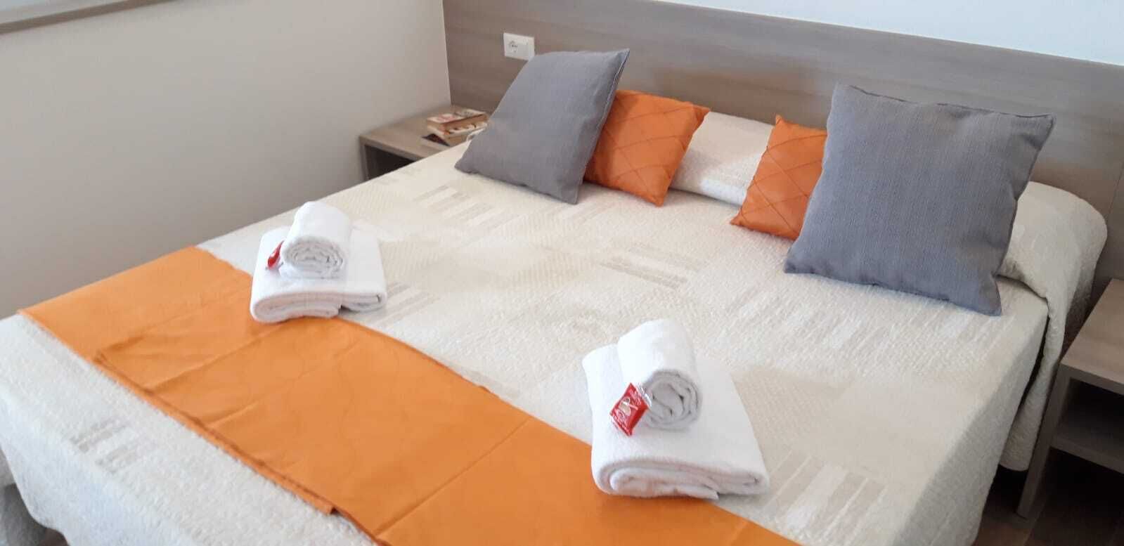 3 bedrooms, in-room safe, blackout curtains, free WiFi