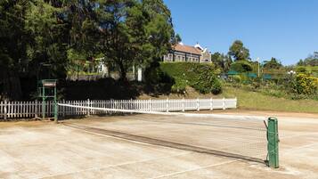 Tennis court
