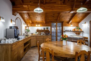 매일 뷔페 무료 아침 식사 포함