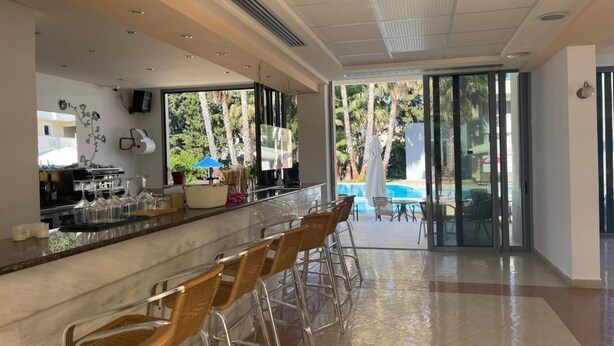 Bar (on property) - Olga's Paradise Hotel Apartments (Kos)