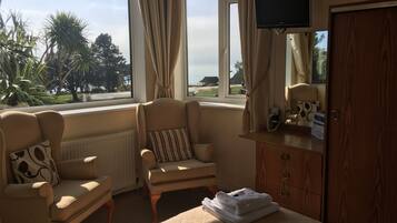 ダブルルーム シービュー | デスク、アイロン / アイロン台、WiFi (無料)