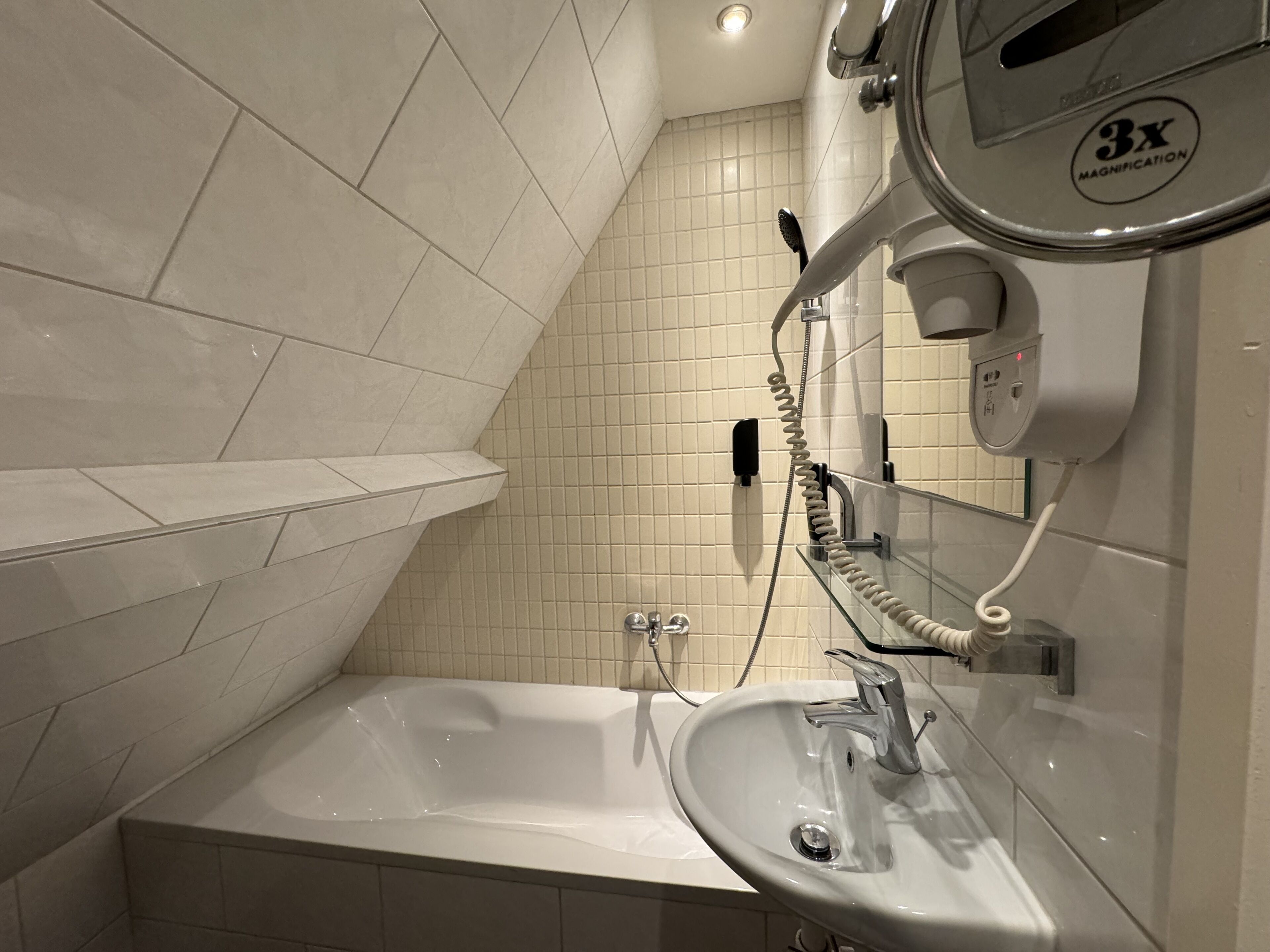 Foto - Hotel La Belle Vue