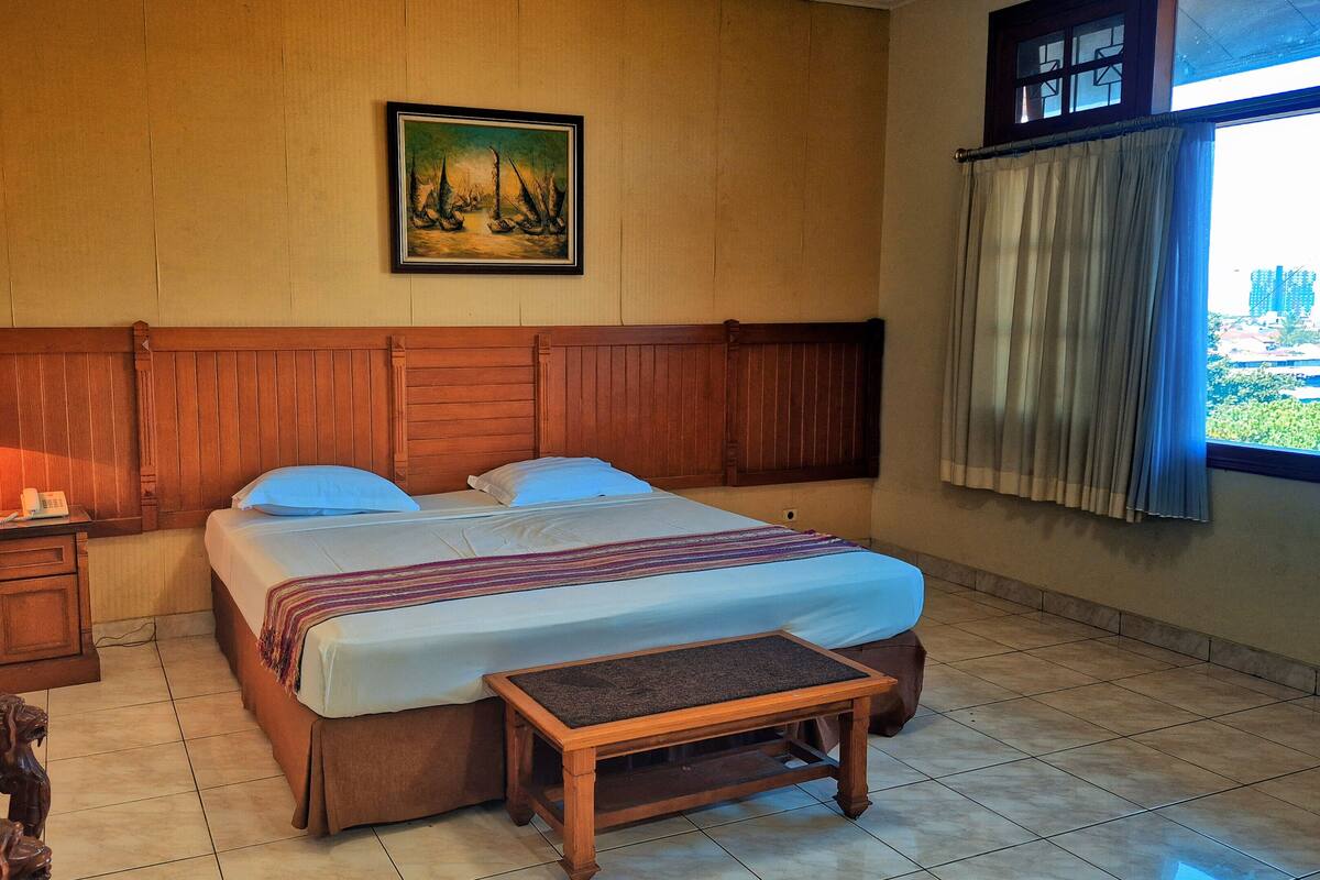 Deluxe Double Room | Premium bedding, desk, rollaway beds (surcharge), individually decorated