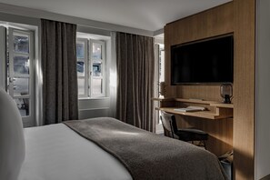 Chambre Exclusive, terrasse | Literie de qualité supérieure, minibar, coffres-forts dans les chambres