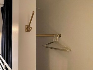 Phòng 4 cơ bản | Trang trí khác biệt, trang bị nội thất với thiết kế riêng biệt 