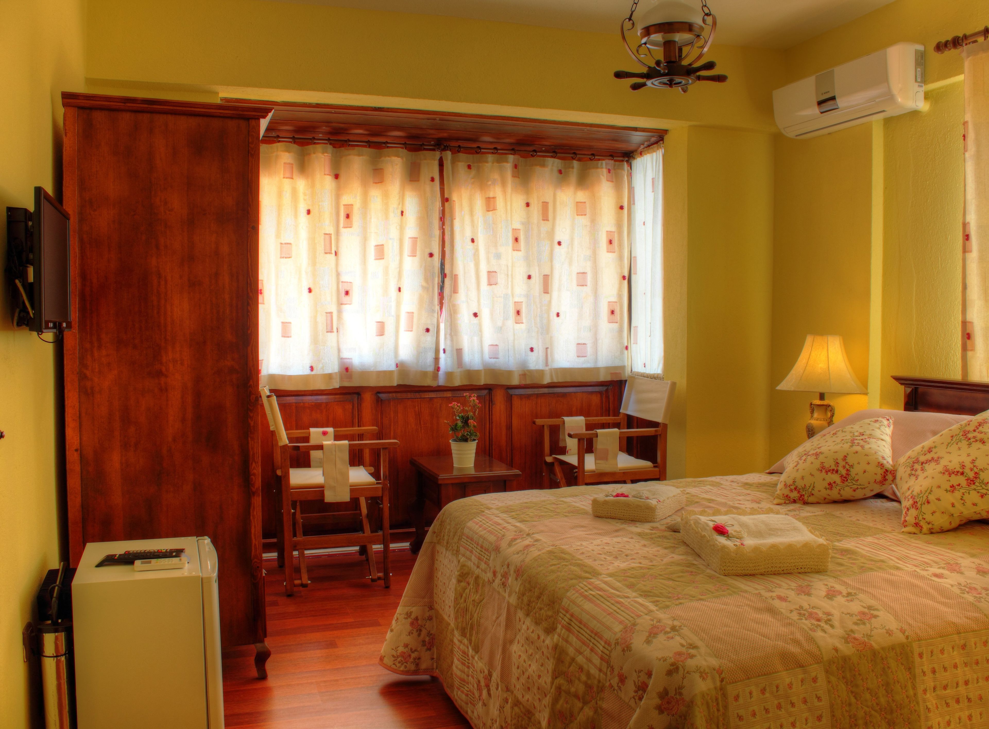 double or twin room | minibar, in-room safe, soundproofing, free wifi