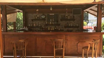 Bar (en la propiedad)
