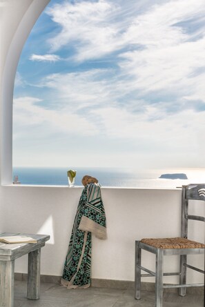 Aerial view - Aspronisi Luxury Villa (Santorini)