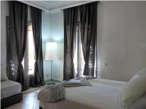 Luxury Villa, 4 Bedrooms, Kitchen, Pool View | 1 bedroom, premium bedding, in-room safe, iron/ironing board - Villa Palmeraie Marrakech (Marrakech)