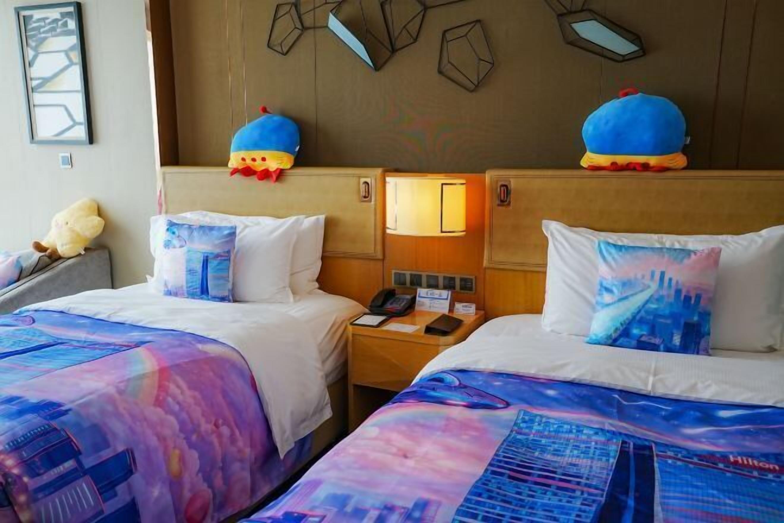 Ropa de cama hipoalergénica y minibar 