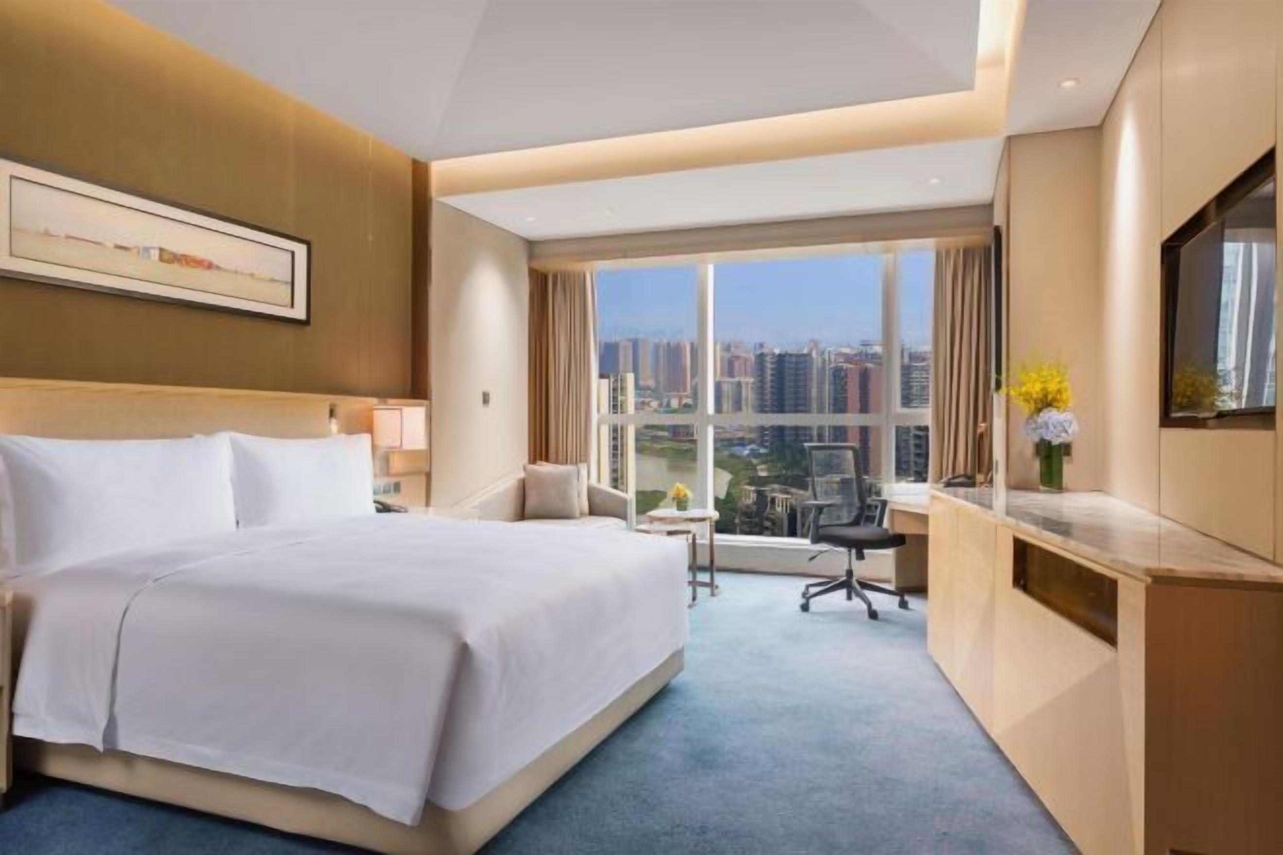 防过敏的被褥、迷你吧、客房内保险箱、办公桌