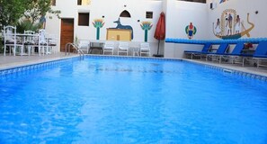 حمام سباحة