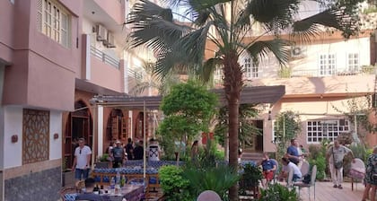 Amon Hotel