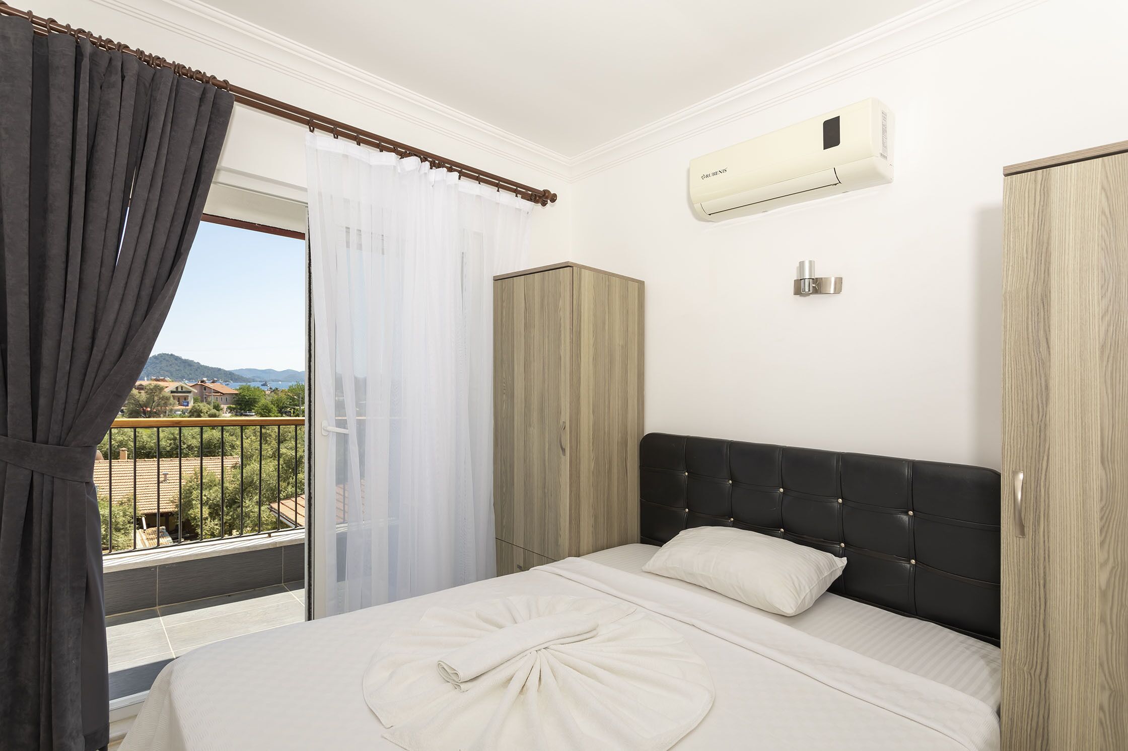 economy single room | premium bedding, minibar, soundproofing, wifi