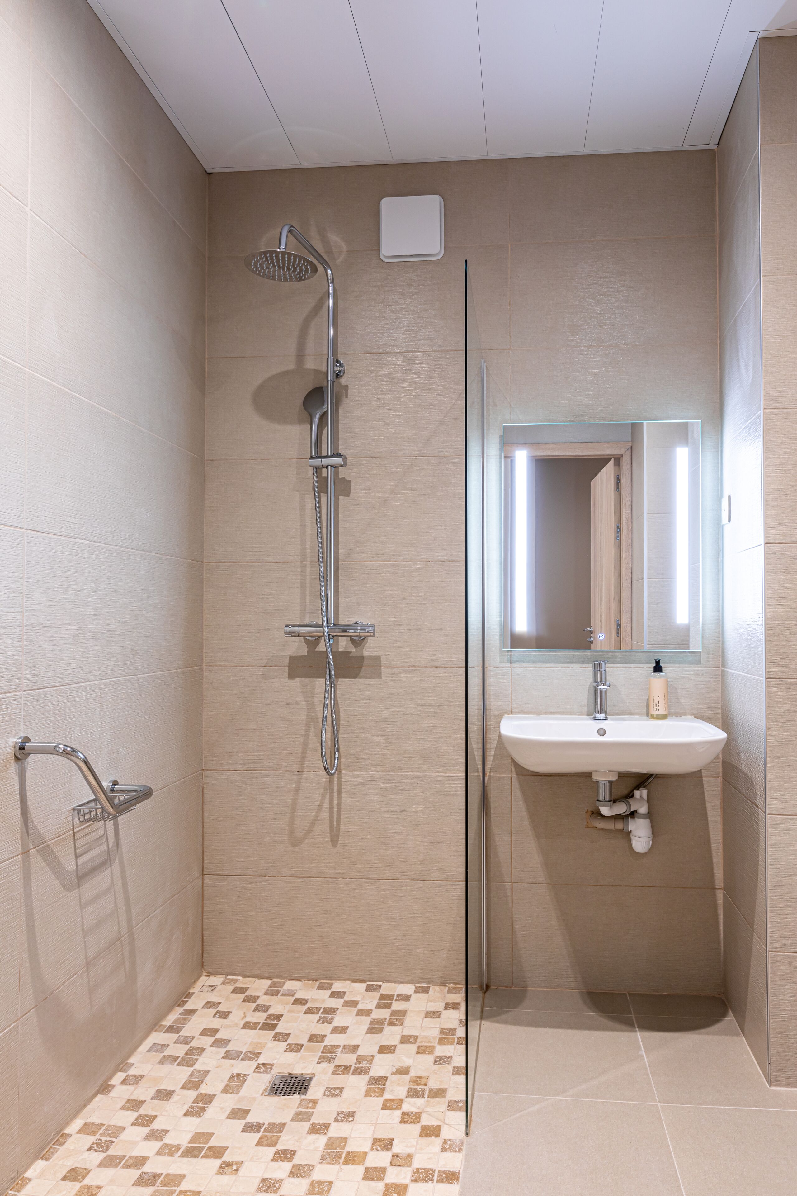 浴室淋浴間