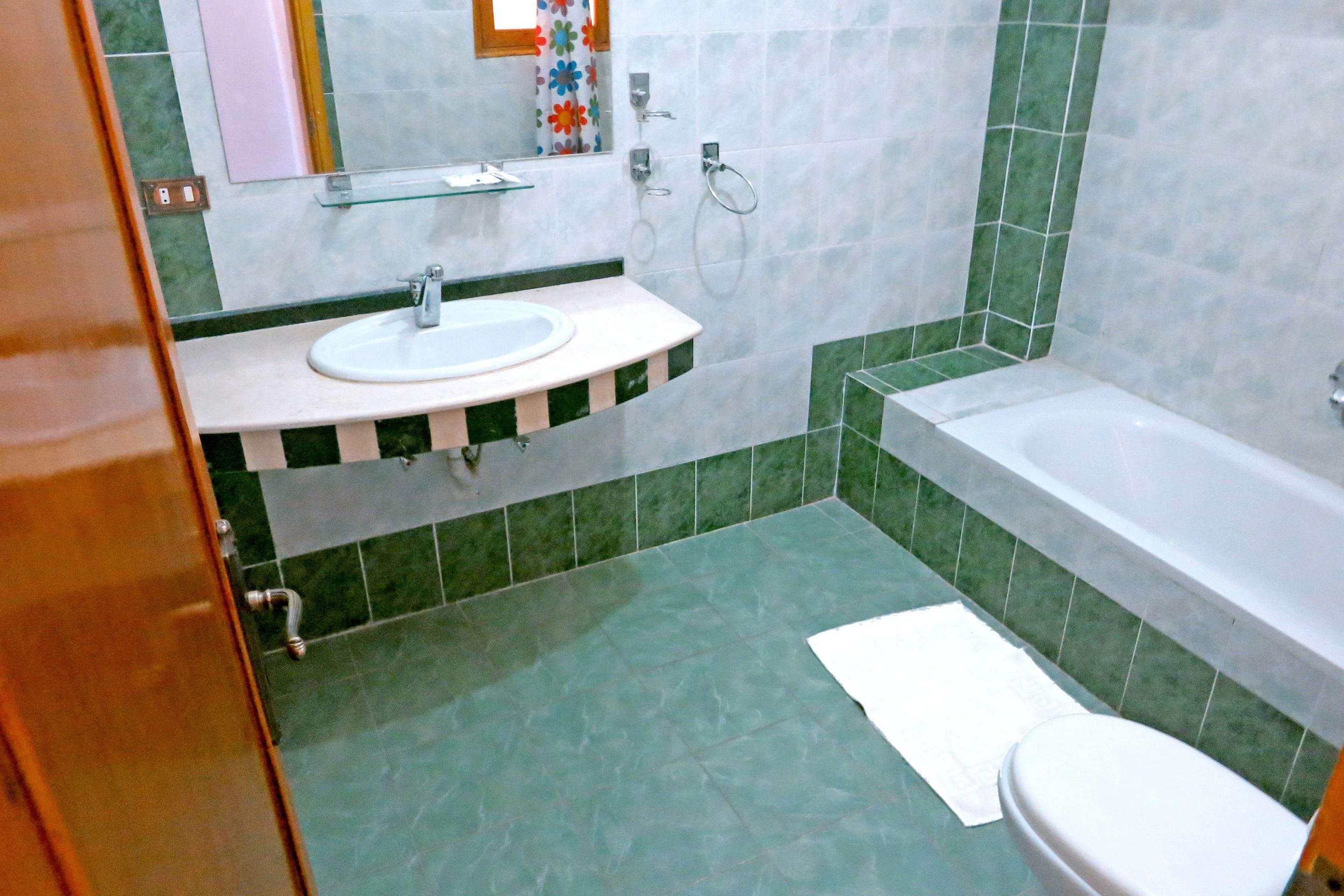 towels, soap, toilet paper