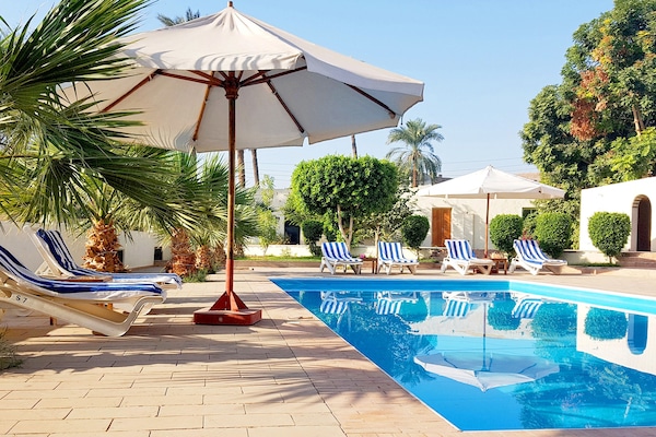 Piscina interna, piscina externa