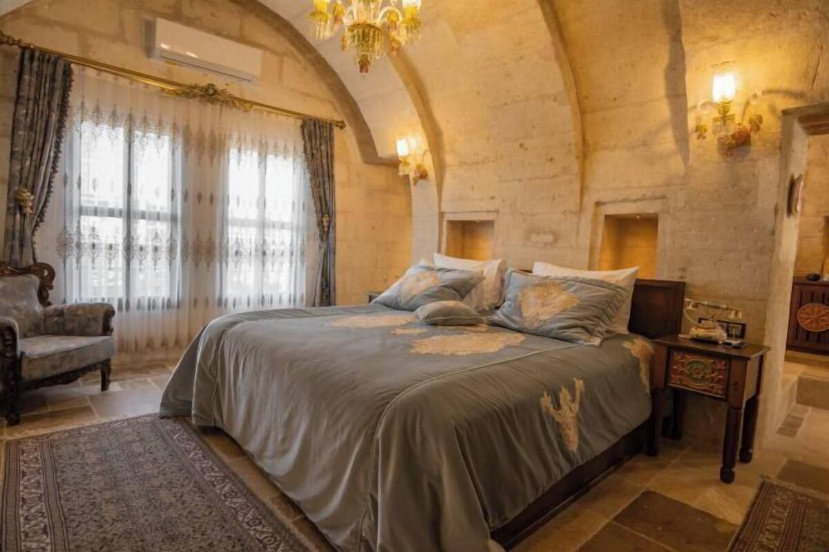 Premium bedding, minibar, in-room safe, individually decorated