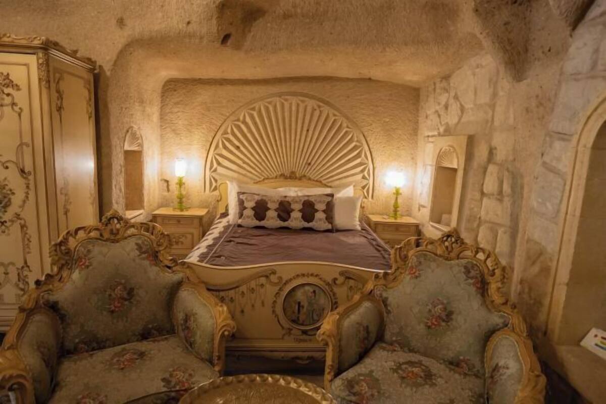 Premium bedding, minibar, in-room safe, individually decorated