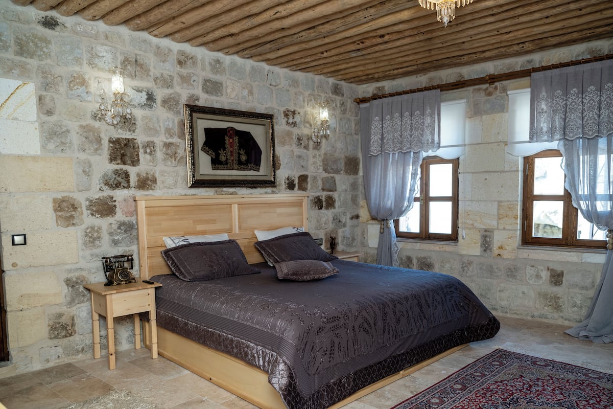 Premium bedding, minibar, in-room safe, individually decorated