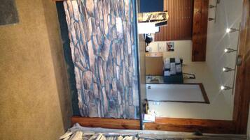 منصة إجراءات تسجيل الوصول/المغادرة