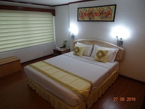 Room - Orchid Hotel (Yangon)