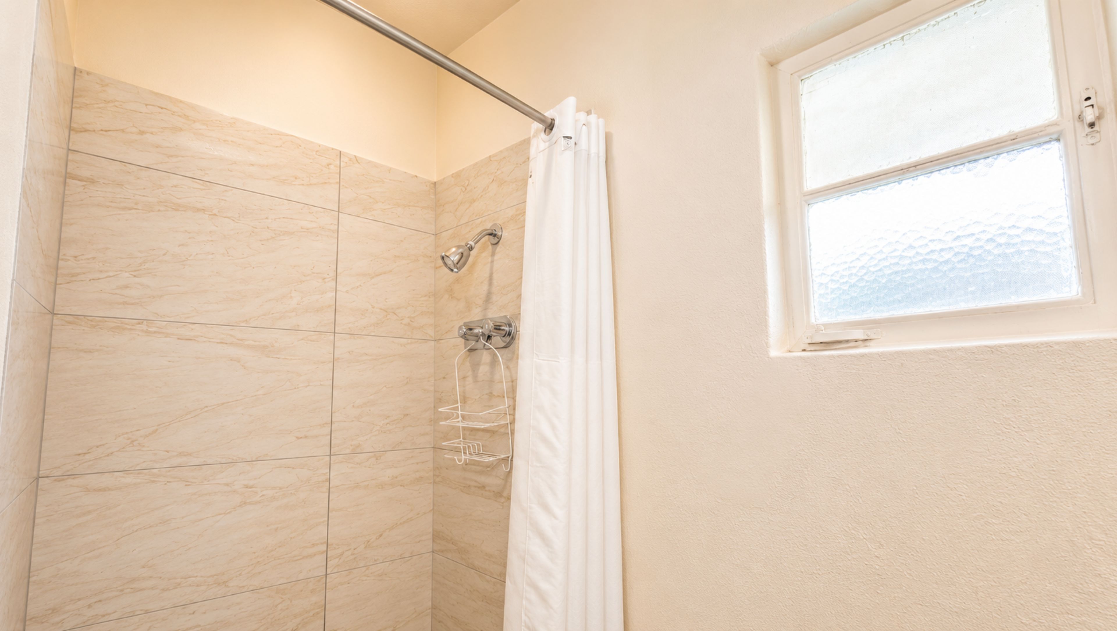 Shower, towels