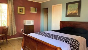 Suite, 2 camas dobles, no fumadores, frigorífico y microondas | Wifi gratis y ropa de cama