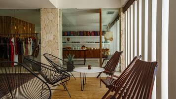 Sala de estar en el lobby