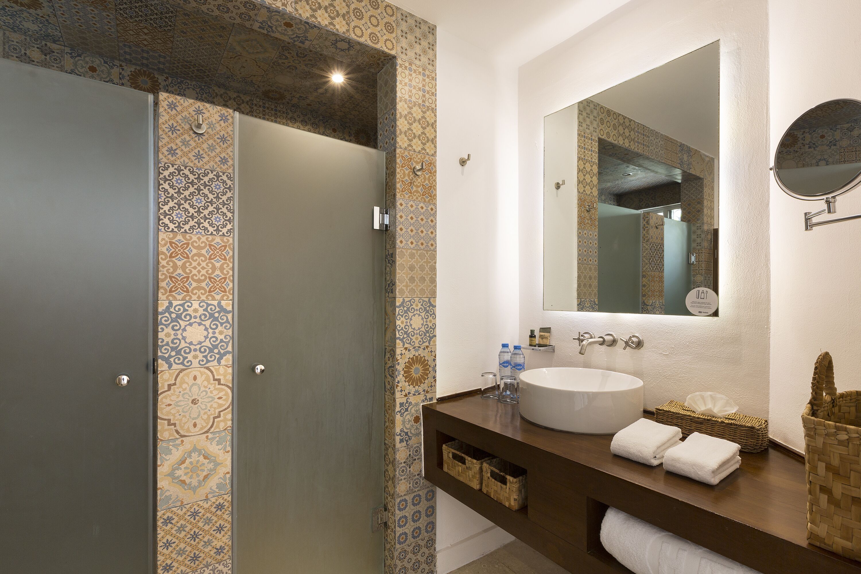 double room with terrace and city view | bathroom | shower, free toiletries, hair dryer, towels