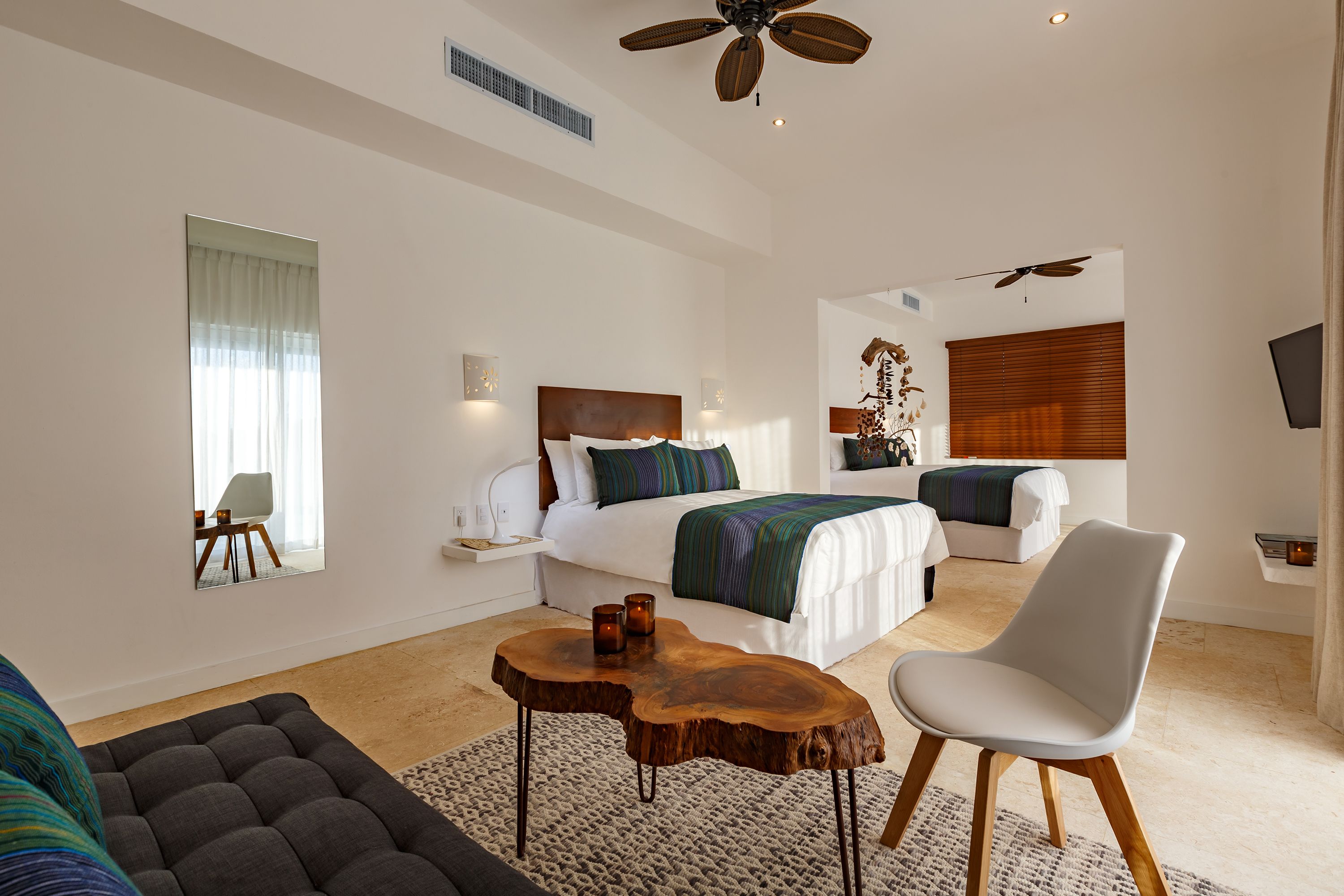 Junior Suite with terrace and city view | In-room safe, laptop workspace, soundproofing, free cribs/infant beds