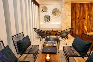 Sala de estar en el lobby